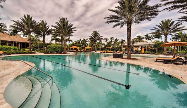 Chic Getaway in Bradenton w/Pool Access