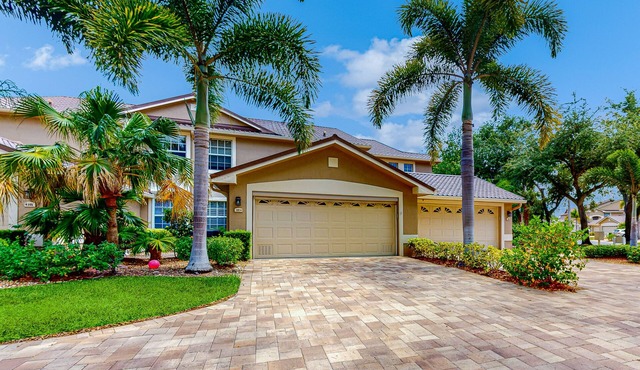 Chic Gulf Villa | Pools, Hot Tub, Sports Courts, Fishing Pier | Mins to Beach