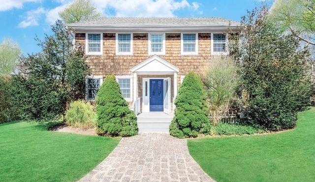 Chic Hamptons classic 5-bedroom steps from the Village