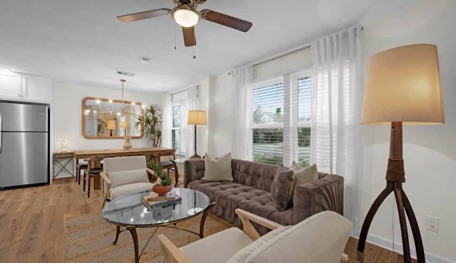Chic Haus One-Story Home Gated, Near Med Center