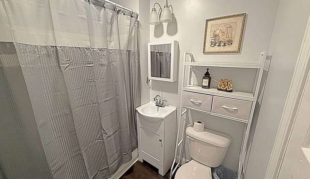 Chic Hideaway in Tipperary Hill