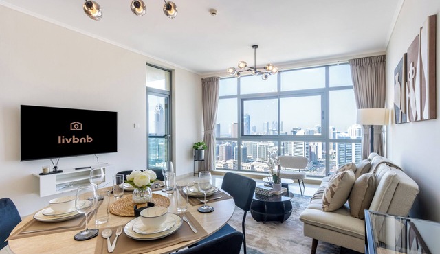 Chic High-Floor 1BR in The Greens | Skyline Views