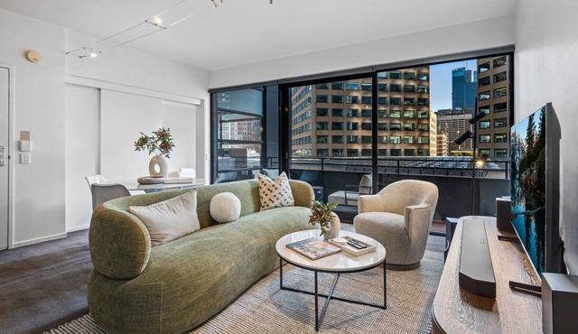 Chic Inner-City Stay with Balcony