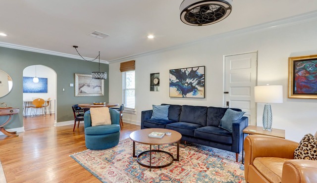 Chic Joplin Cottage w/Patio < 3 Mi to Town!