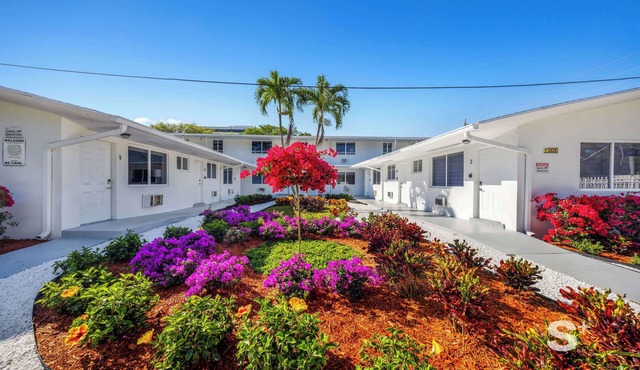 Chic Miami Studio | Gym, BBQ, Free Parking