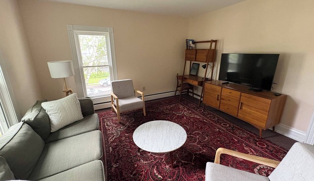 Chic Mid-Century Apartment at Otego House