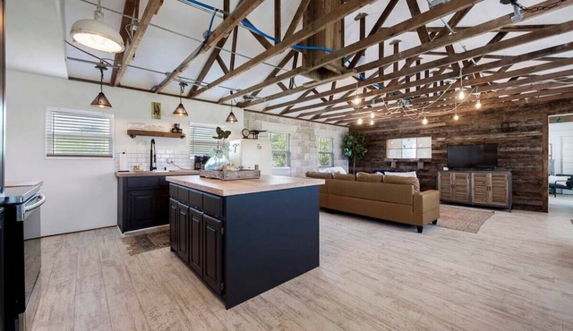 Chic Milkbarn: Peace, Culture & Rustic Charm