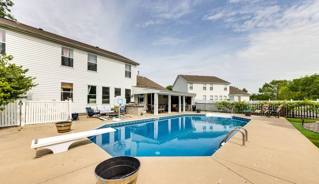 Chic Missouri Retreat - Pool, Fire Pit & Grill!