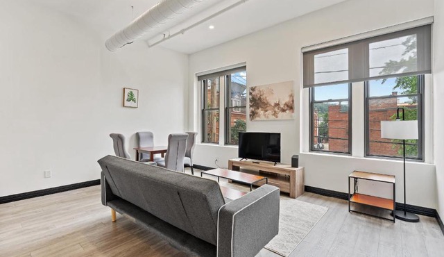 Chic Modern 2BR Apartment in Carson by Stay Gia