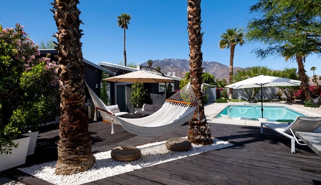 Chic Modern Oasis w/Saltwater Pool & Spa Overlooking San Jacinto Mountain