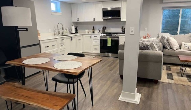 Chic Modern Stay: The Perfect Boiler Up Stay!