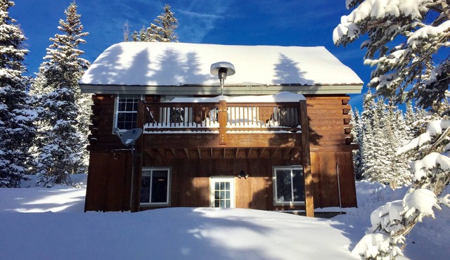 Chic Mountain Chalet ✨ Modern! | Stunning Views! | Experience Breckenridge, CO!