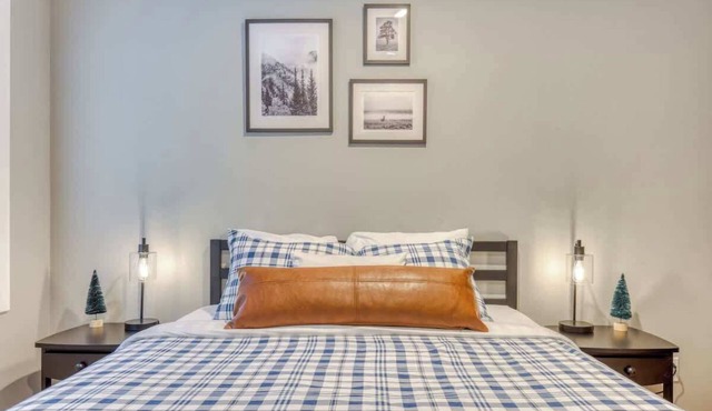 Chic Mt. Hood Retreat, Private Deck - Mt Air 6