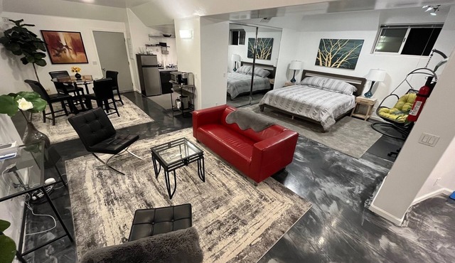 Chic New Midtown Apartment in the Heart of Sacramento