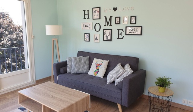 Chic NEW T3 quiet near downtown and beaches