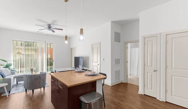 ~Chic&Newly Furnished 1BR Gem W/Sleek Amenities~