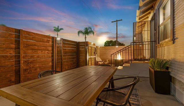 Chic Oasis: Contemporary Studio in National City