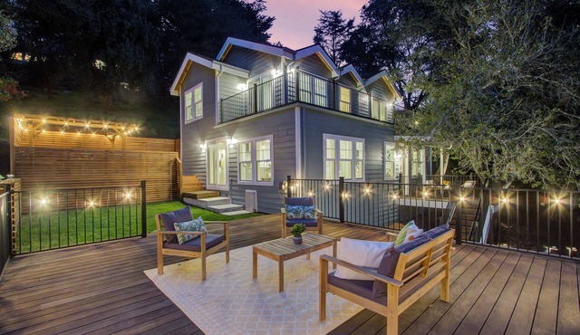 Chic Oasis in the Oakland Hills