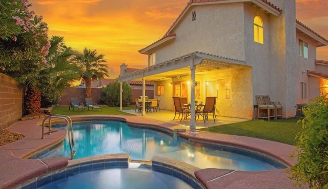 Chic Oasis near Vegas w/Shimmering Pool