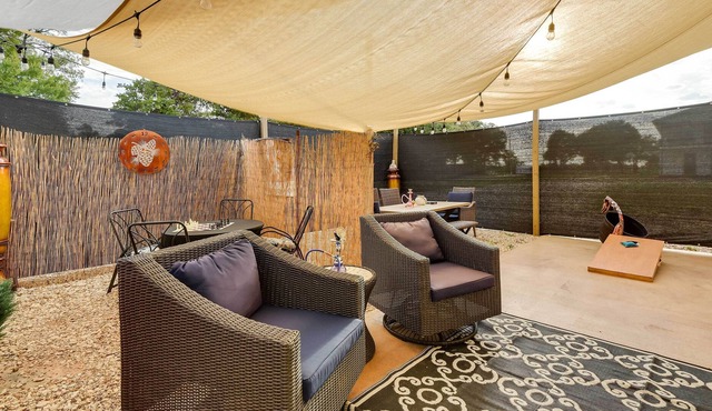 Chic Oklahoma Retreat w/ Patio, Bar & Fire Pits!