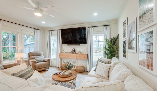 Chic Panama City Beach Home, Walk to Laguna Beach!