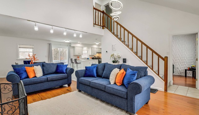 Chic Pocono Hideaway w/Private Indoor Sauna