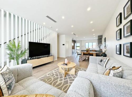 Chic Retreat 3Beds Luxury Townhouse - ASB showgrounds & Cornwall Park