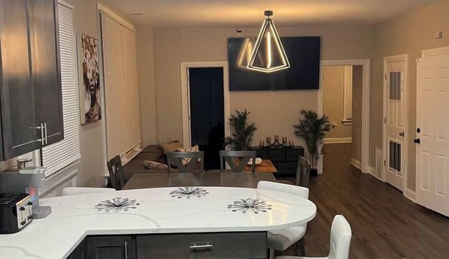 Chic Retreat, Chic Retreat "Your Urban Getaway"