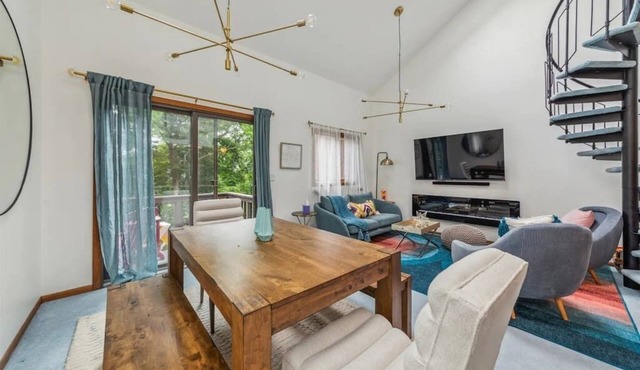 Chic-Retro Ski Loft | Mountain Creek slope-side