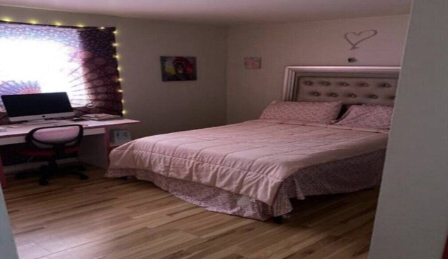 Chic Room with a Pool, fitness room and AC in enjoyable Canal Winchester