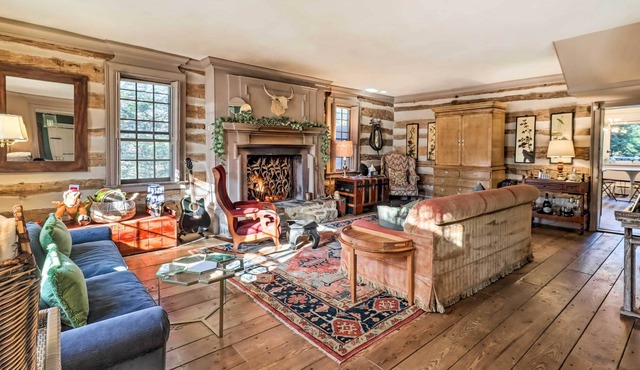 Chic Saylorsburg Escape w/ Hot Tub + Fire Pit