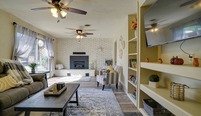 Chic Silver City Getaway w/Patio + Gas Grill