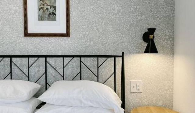 Chic studio near ACU