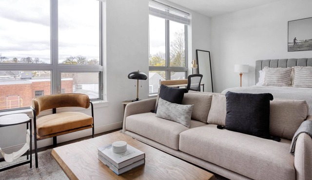 Chic studio w/ Gym, W/D, Steps from Newtonville Train by Blueground