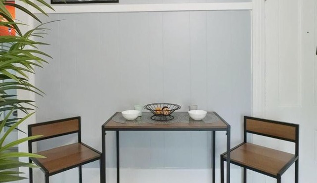 Chic & Sunny 1BR Hideaway- Apt 1