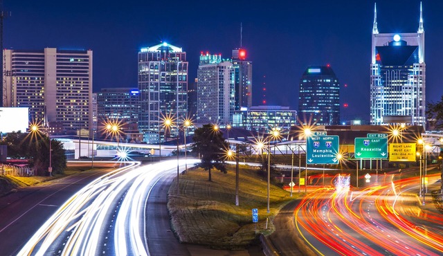 Chic Urban Getaway Brand-New Condo w/Patio, Minutes to Nashville Hot Spots