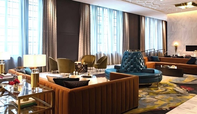 Chic Urban Oasis, Pet-Friendly Unit, Near The Art Institute of Chicago!