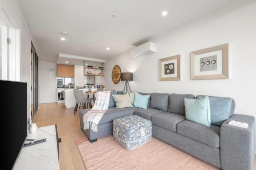 Chic Urban Retreat Brunswick I365