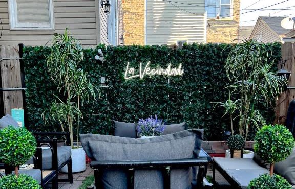 Chicago-Pilsen Boho apartment with Free parking - Unit C