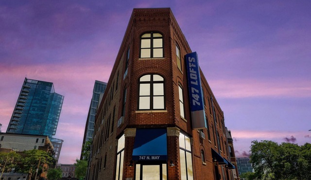 Chicago Third Floor Studio by 747 Lofts