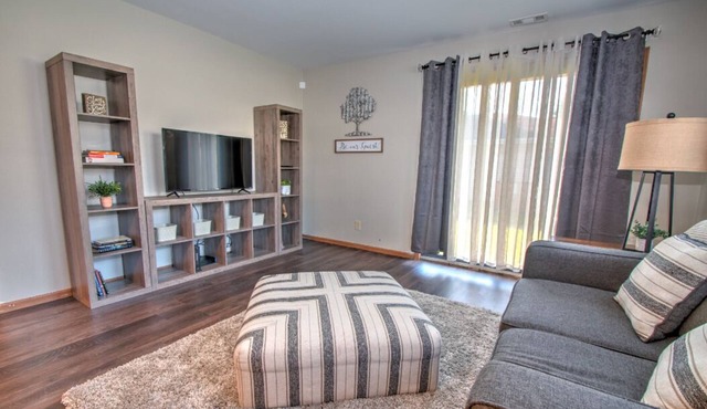 Chicagoland/Northwest Indiana Corporate Condo Travel Nurses/Oil Refinery