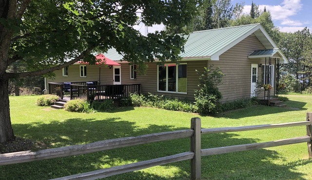 Chicaugon Lake home close to great golf and fishing opportunities.