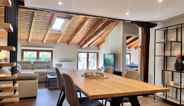 ChicFlat Bermeo 2 (Duplex in the old town)