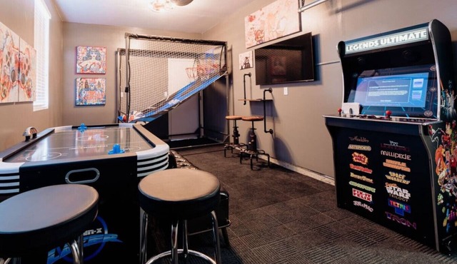 Chico Creek Villa: Enjoy a Game Room & Relaxation!