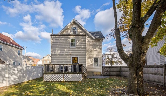 ChicStylish Near Tufts/Boston 1BR w/SitStand Desk