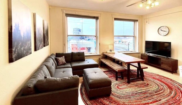 Chief Joseph Suite - Pet and Family Friendly!