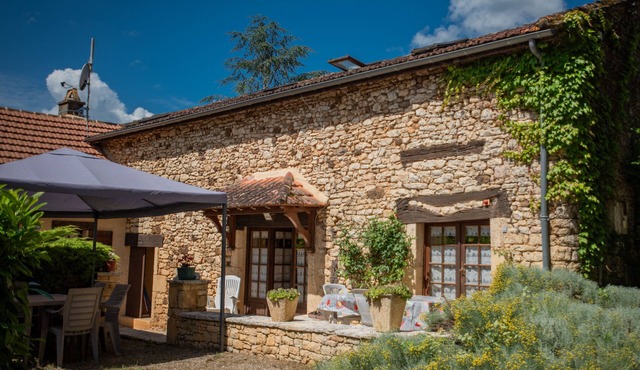 Child-friendly house with large garden