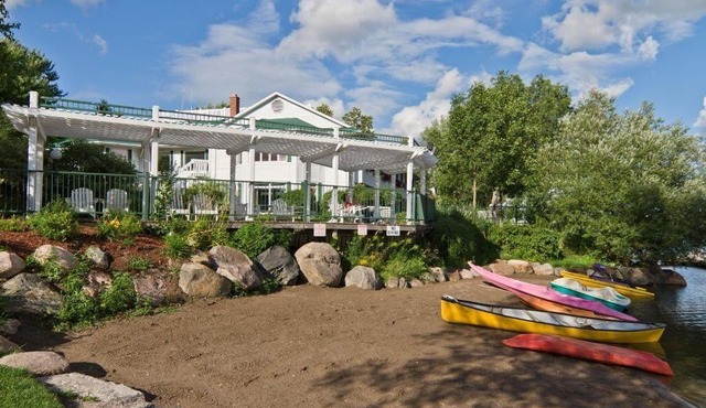 Child-Friendly Estate with Play Area, Games Room, and Dedicated Children's Progr