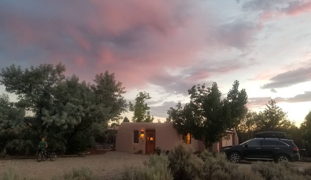 Child-Friendly Sanctuary in Ranchos de Taos