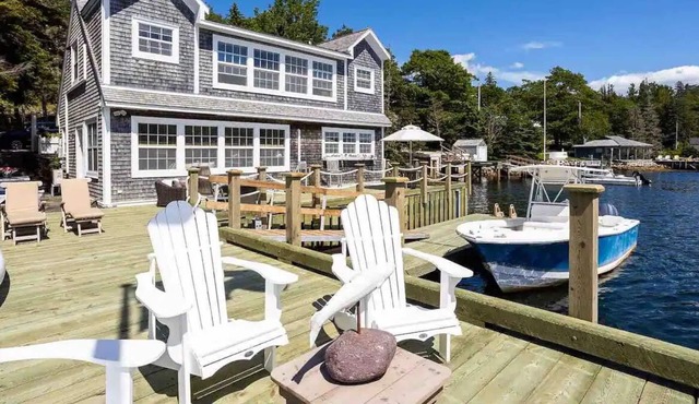 Children friendly oceanfront escape